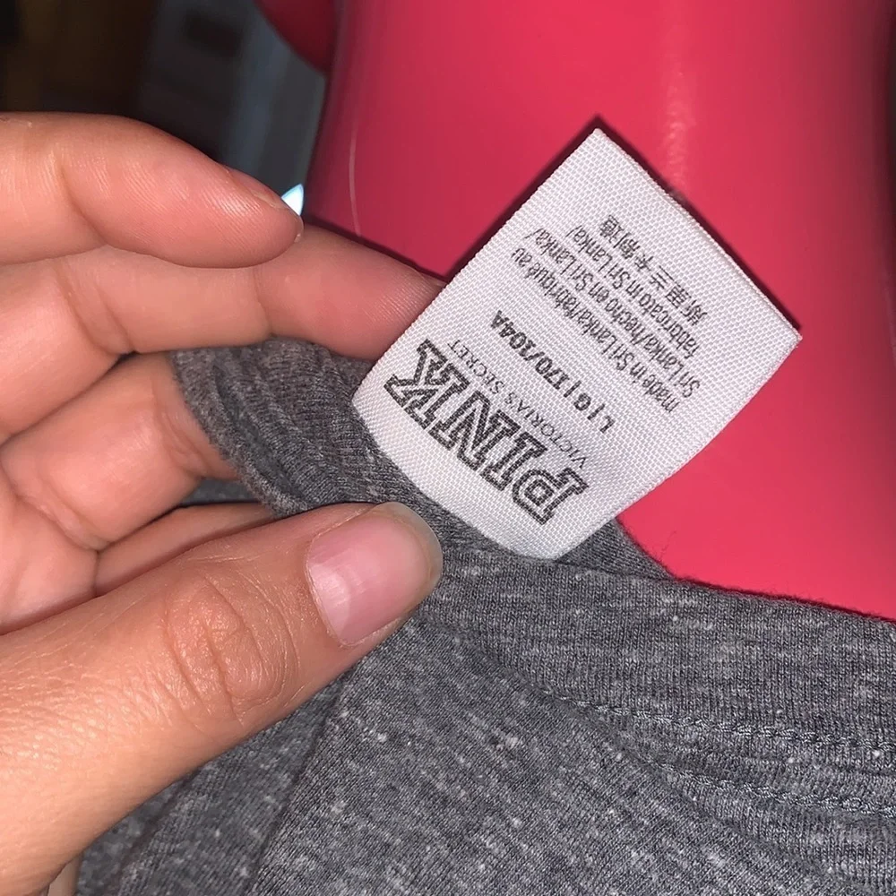 PINK Victoria’s Secret Crop Top - Picture 8 of 8